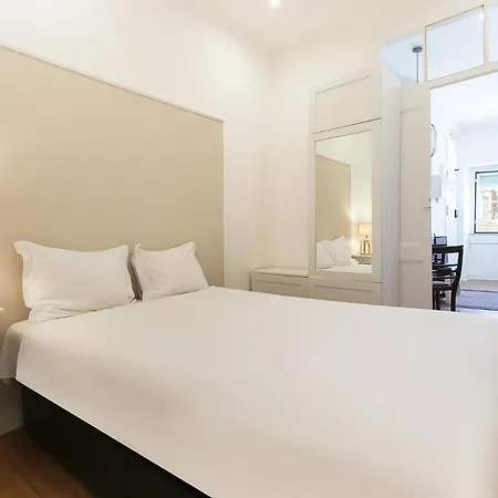 Apartment To Be Mouraria By Homing *